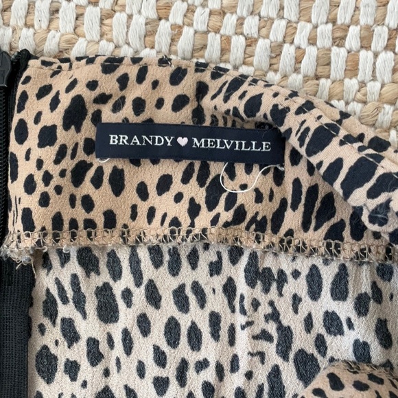 Brandy Melville Leopard Skirt - Picture 3 of 3